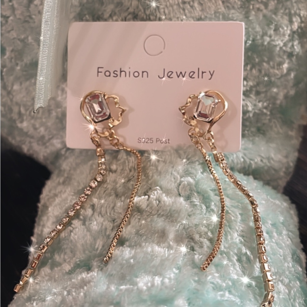 Beautiful new earrings ideal for this summer